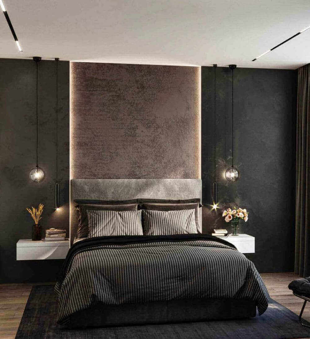 decoração de quarto escura com cama listrada e itens decorativos